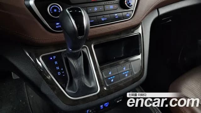 2019 Hyundai The New Grand Starex Urban 9-Seater Sold VIN KMHWK81KBKU024061 – photo 17 2019 Hyundai The New Grand Starex Urban 9-Seater Sold VIN KMHWK81KBKU024061 – photo 17