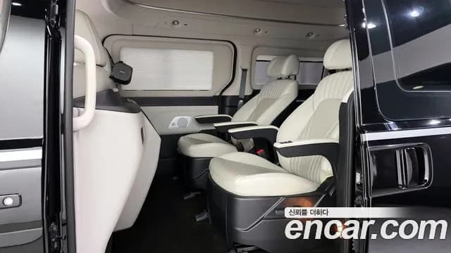 2019 Hyundai The New Grand Starex 4WD Limousine Sold VIN KMHWK81KDKU088150 – side profile 2019 Hyundai The New Grand Starex 4WD Limousine Sold VIN KMHWK81KDKU088150 – side profile