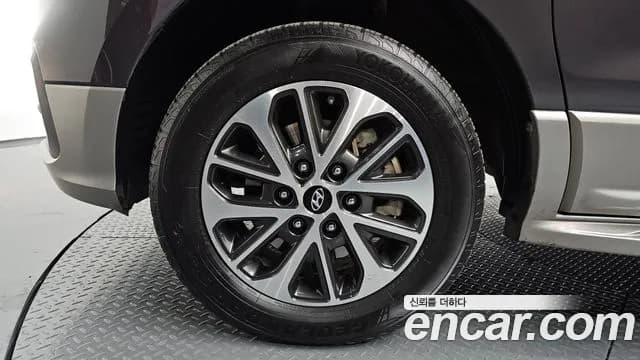 2019 Hyundai The New Grand Starex 4WD Urban 9-Seater Sold VIN KMHWK81KDKU090752 – side profile 2019 Hyundai The New Grand Starex 4WD Urban 9-Seater Sold VIN KMHWK81KDKU090752 – side profile