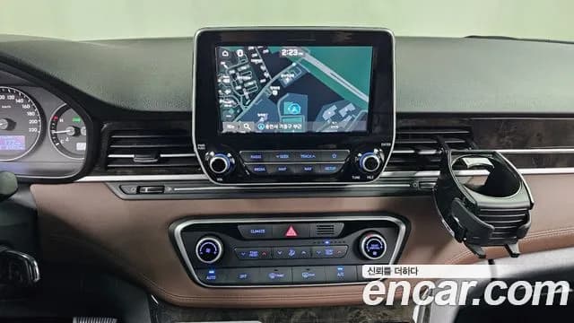2021 Hyundai The New Grand Starex 4WD Camping car Sold VIN KMHWK81KDMU164044 – interior seats 2021 Hyundai The New Grand Starex 4WD Camping car Sold VIN KMHWK81KDMU164044 – interior seats
