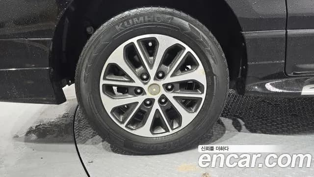 2021 Hyundai The New Grand Starex 4WD Limousine Sold VIN KMHWK81KDMU164430 – side profile 2021 Hyundai The New Grand Starex 4WD Limousine Sold VIN KMHWK81KDMU164430 – side profile