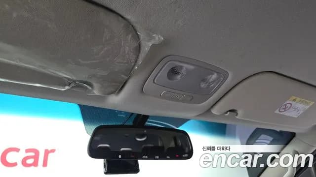 2021 Hyundai The New Grand Starex 4WD Urban 9-Seater Sold VIN KMHWK81KDMU164989 – exterior detail 2021 Hyundai The New Grand Starex 4WD Urban 9-Seater Sold VIN KMHWK81KDMU164989 – exterior detail