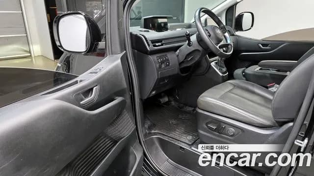 2025 Hyundai Staria Tourer 9-Seater Sold VIN KMHYA811BSU194902 – interior seats 2025 Hyundai Staria Tourer 9-Seater Sold VIN KMHYA811BSU194902 – interior seats
