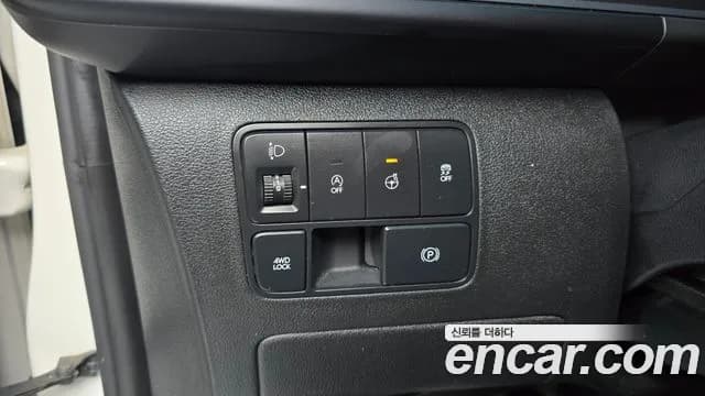 2022 Hyundai Staria 4WD Tourer 9-Seater Sold VIN KMHYA811DNU072199 – rear exterior 2022 Hyundai Staria 4WD Tourer 9-Seater Sold VIN KMHYA811DNU072199 – rear exterior