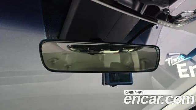2022 Hyundai Staria 4WD Tourer 9-Seater Sold VIN KMHYA811DNU072199 – interior seats 2022 Hyundai Staria 4WD Tourer 9-Seater Sold VIN KMHYA811DNU072199 – interior seats