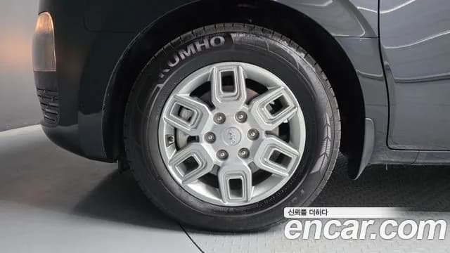 2023 Hyundai Staria 4WD Tourer 9-Seater Sold VIN KMHYA811DPU106776 – front exterior 2023 Hyundai Staria 4WD Tourer 9-Seater Sold VIN KMHYA811DPU106776 – front exterior