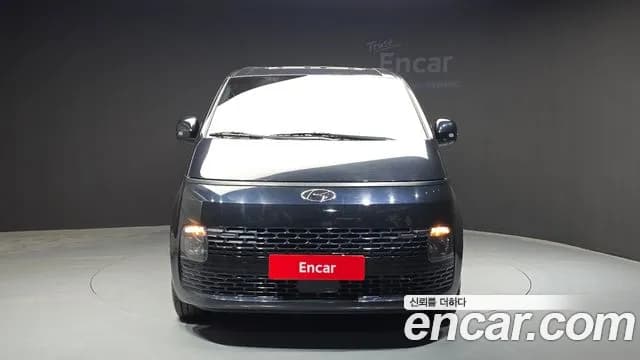 2023 Hyundai Staria 4WD Tourer 9-Seater Sold VIN KMHYA811DPU106776 – interior seats 2023 Hyundai Staria 4WD Tourer 9-Seater Sold VIN KMHYA811DPU106776 – interior seats