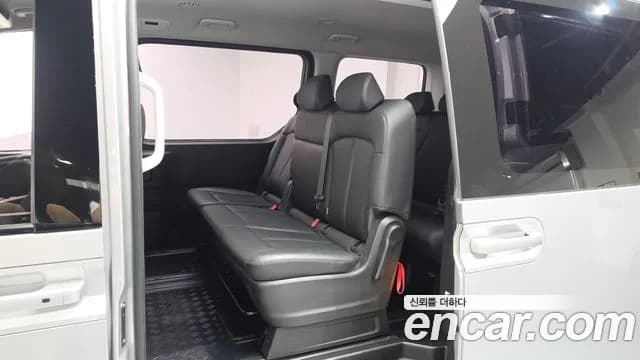 2023 Hyundai Staria 4WD Tourer 9-Seater Sold VIN KMHYA811DPU120316 – rear exterior 2023 Hyundai Staria 4WD Tourer 9-Seater Sold VIN KMHYA811DPU120316 – rear exterior