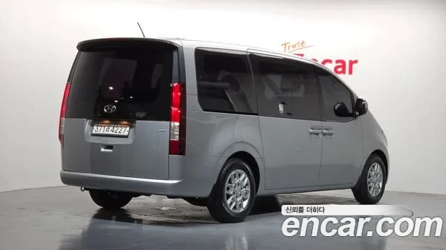 2023 Hyundai Staria 4WD Tourer 9-Seater Sold VIN KMHYA811DPU120316 – interior seats 2023 Hyundai Staria 4WD Tourer 9-Seater Sold VIN KMHYA811DPU120316 – interior seats