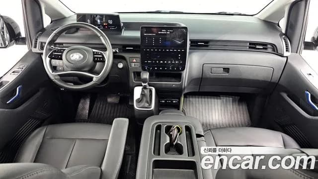 2023 Hyundai Staria 4WD Tourer 9-Seater Sold VIN KMHYA811DPU126181 – exterior detail 2023 Hyundai Staria 4WD Tourer 9-Seater Sold VIN KMHYA811DPU126181 – exterior detail