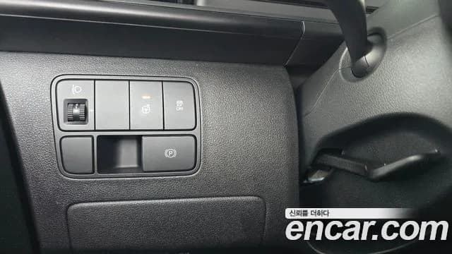 2022 Hyundai Staria L3.5 Tourer 9-Seater Sold VIN KMHYA813BNU024870 – interior seats 2022 Hyundai Staria L3.5 Tourer 9-Seater Sold VIN KMHYA813BNU024870 – interior seats