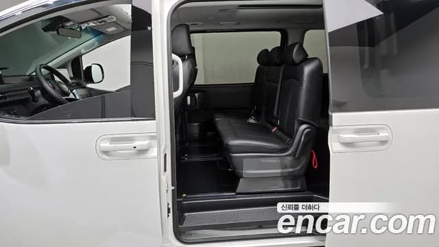 2025 Hyundai Staria L3.5 Tourer 9-Seater Sold VIN KMHYA813BSU269050 – front exterior 2025 Hyundai Staria L3.5 Tourer 9-Seater Sold VIN KMHYA813BSU269050 – front exterior