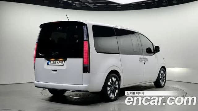 2022 Hyundai Staria Lounge 9-Seater Sold VIN KMHYB811BNU058641 – side profile 2022 Hyundai Staria Lounge 9-Seater Sold VIN KMHYB811BNU058641 – side profile