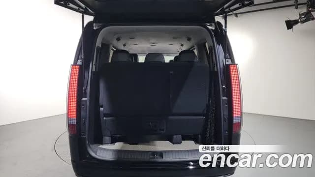 2023 Hyundai Staria Lounge 9-Seater Sold VIN KMHYB811BPU081281 – interior seats 2023 Hyundai Staria Lounge 9-Seater Sold VIN KMHYB811BPU081281 – interior seats