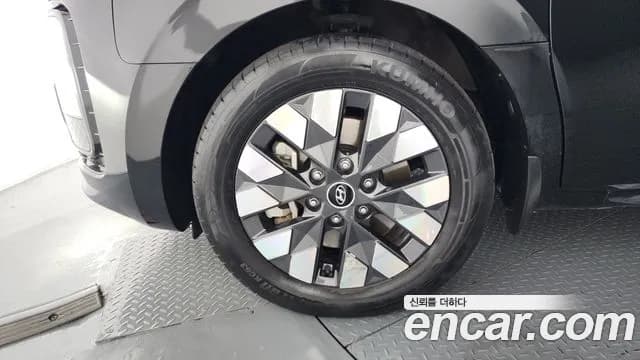 2023 Hyundai Staria Lounge 9-Seater Sold VIN KMHYB811BPU081281 – trunk area 2023 Hyundai Staria Lounge 9-Seater Sold VIN KMHYB811BPU081281 – trunk area