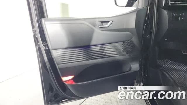 2023 Hyundai Staria Lounge 9-Seater Sold VIN KMHYB811BPU081281 – photo 25 2023 Hyundai Staria Lounge 9-Seater Sold VIN KMHYB811BPU081281 – photo 25