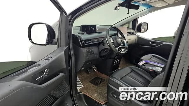 2023 Hyundai Staria Lounge 9-Seater Sold VIN KMHYB811BPU138225 – side profile 2023 Hyundai Staria Lounge 9-Seater Sold VIN KMHYB811BPU138225 – side profile