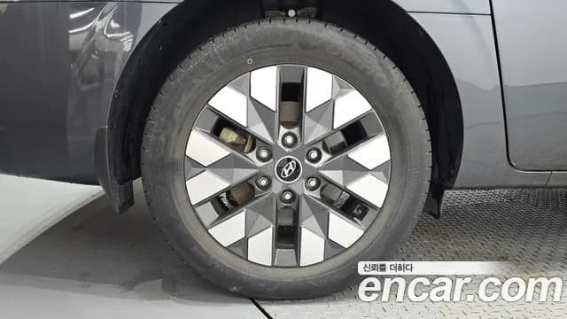 2023 Hyundai Staria L3.5 Lounge 9-Seater Sold VIN KMHYB813BPU076227 – photo 30 2023 Hyundai Staria L3.5 Lounge 9-Seater Sold VIN KMHYB813BPU076227 – photo 30