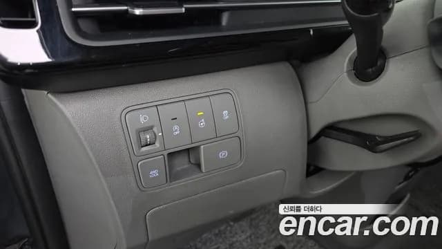 2023 Hyundai Staria 4WD Lounge 7-Seater Sold VIN KMHYD811DPU077168 – photo 16 2023 Hyundai Staria 4WD Lounge 7-Seater Sold VIN KMHYD811DPU077168 – photo 16