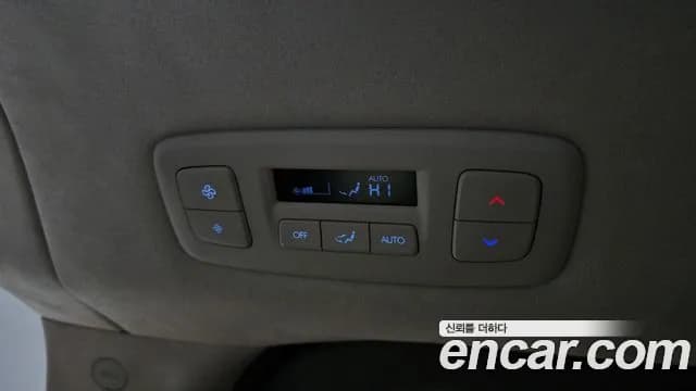 2025 Hyundai Staria 4WD Lounge 7-Seater Sold VIN KMHYD811DSU206876 – rear exterior 2025 Hyundai Staria 4WD Lounge 7-Seater Sold VIN KMHYD811DSU206876 – rear exterior