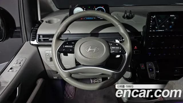 2025 Hyundai Staria 4WD Lounge 7-Seater Sold VIN KMHYD811DSU206876 – interior seats 2025 Hyundai Staria 4WD Lounge 7-Seater Sold VIN KMHYD811DSU206876 – interior seats