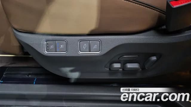 2025 Hyundai Staria 4WD Lounge 7-Seater Sold VIN KMHYD811DSU206876 – photo 15 2025 Hyundai Staria 4WD Lounge 7-Seater Sold VIN KMHYD811DSU206876 – photo 15