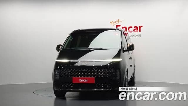 2025 Hyundai Staria HEV 1.6 Lounge 7-Seater Sold VIN KMHYD81ABSU000178 – rear exterior 2025 Hyundai Staria HEV 1.6 Lounge 7-Seater Sold VIN KMHYD81ABSU000178 – rear exterior