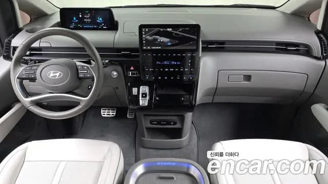 2025 Hyundai Staria HEV 1.6 Lounge 7-Seater Sold VIN KMHYD81ABSU000178 – photo 14 2025 Hyundai Staria HEV 1.6 Lounge 7-Seater Sold VIN KMHYD81ABSU000178 – photo 14