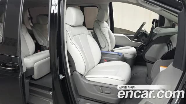 2025 Hyundai Staria HEV 1.6 Lounge 7-Seater Sold VIN KMHYD81ABSU000178 – photo 15 2025 Hyundai Staria HEV 1.6 Lounge 7-Seater Sold VIN KMHYD81ABSU000178 – photo 15