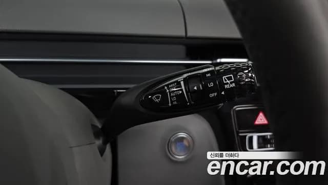 2025 Hyundai Staria HEV 1.6 Lounge 7-Seater Sold VIN KMHYD81ABSU001753 – front exterior 2025 Hyundai Staria HEV 1.6 Lounge 7-Seater Sold VIN KMHYD81ABSU001753 – front exterior