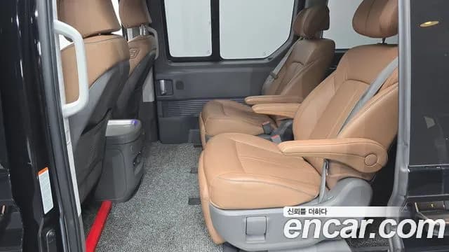 2025 Hyundai Staria HEV 1.6 Lounge 7-Seater Sold VIN KMHYD81ABSU001753 – photo 12 2025 Hyundai Staria HEV 1.6 Lounge 7-Seater Sold VIN KMHYD81ABSU001753 – photo 12