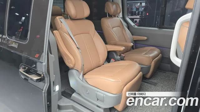 2025 Hyundai Staria HEV 1.6 Lounge 7-Seater Sold VIN KMHYD81ABSU001753 – photo 23 2025 Hyundai Staria HEV 1.6 Lounge 7-Seater Sold VIN KMHYD81ABSU001753 – photo 23