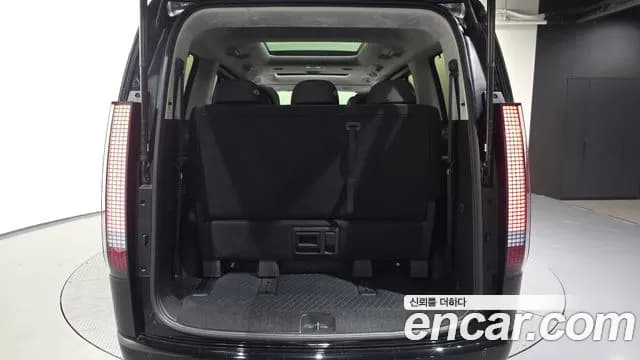 2025 Hyundai Staria HEV 1.6 Lounge 7-Seater Sold VIN KMHYD81ABSU006992 – photo 33 2025 Hyundai Staria HEV 1.6 Lounge 7-Seater Sold VIN KMHYD81ABSU006992 – photo 33