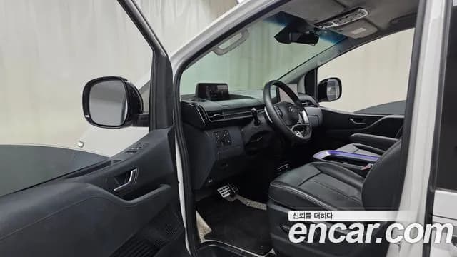 2024 Hyundai Staria L3.5 Lounge 7-Seater Sold VIN KMHYE813BRU171733 – side profile 2024 Hyundai Staria L3.5 Lounge 7-Seater Sold VIN KMHYE813BRU171733 – side profile