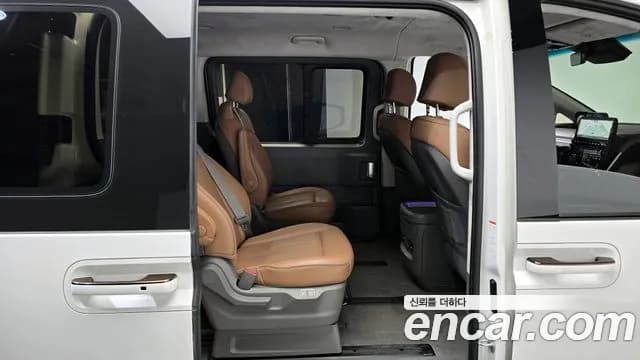 2025 Hyundai Staria Lounge 9-Seater Sold VIN KMHYF811BSU249685 – interior seats 2025 Hyundai Staria Lounge 9-Seater Sold VIN KMHYF811BSU249685 – interior seats