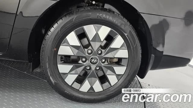 2022 Hyundai Staria 4WD Lounge 9-Seater Sold VIN KMHYF811DNU057333 – photo 16 2022 Hyundai Staria 4WD Lounge 9-Seater Sold VIN KMHYF811DNU057333 – photo 16
