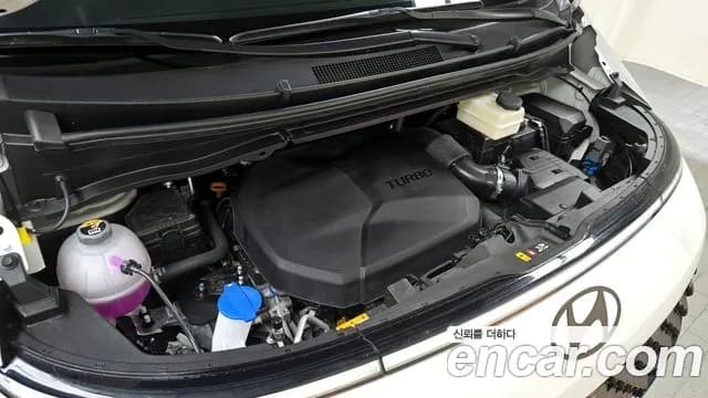2025 Hyundai Staria 4WD Lounge 9-Seater Sold VIN KMHYF811DSU220923 – engine bay 2025 Hyundai Staria 4WD Lounge 9-Seater Sold VIN KMHYF811DSU220923 – engine bay