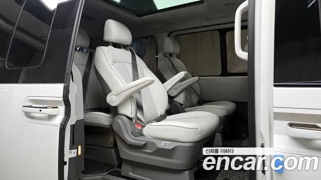 2025 Hyundai Staria 4WD Lounge 9-Seater Sold VIN KMHYF811DSU220923 – trunk area 2025 Hyundai Staria 4WD Lounge 9-Seater Sold VIN KMHYF811DSU220923 – trunk area