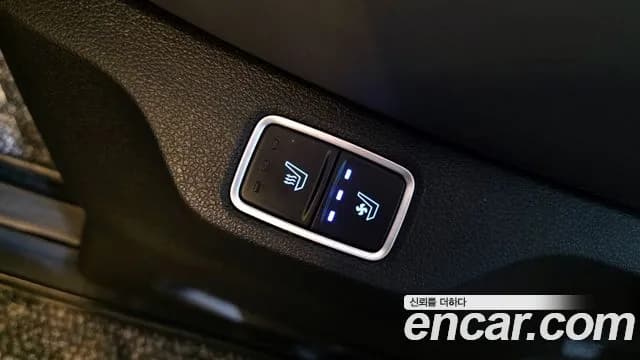 2023 Hyundai Staria L3.5 Lounge 9-Seater Sold VIN KMHYF813BPU096060 – photo 20 2023 Hyundai Staria L3.5 Lounge 9-Seater Sold VIN KMHYF813BPU096060 – photo 20