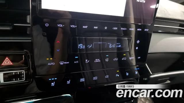 2023 Hyundai Staria L3.5 Lounge 9-Seater Sold VIN KMHYF813BPU096060 – photo 30 2023 Hyundai Staria L3.5 Lounge 9-Seater Sold VIN KMHYF813BPU096060 – photo 30
