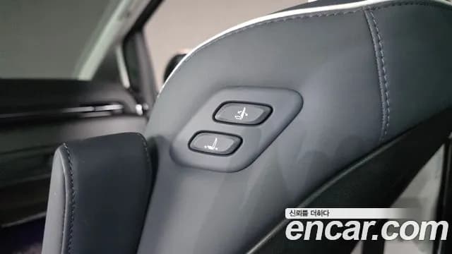 2025 Hyundai Staria HEV 1.6 Lounge 9-Seater Sold VIN KMHYF81ABSU002348 – side profile 2025 Hyundai Staria HEV 1.6 Lounge 9-Seater Sold VIN KMHYF81ABSU002348 – side profile