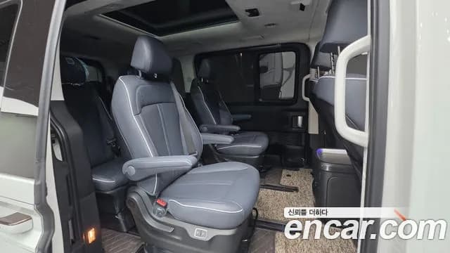 2025 Hyundai Staria HEV 1.6 Lounge 9-Seater Sold VIN KMHYF81ABSU002348 – photo 24 2025 Hyundai Staria HEV 1.6 Lounge 9-Seater Sold VIN KMHYF81ABSU002348 – photo 24