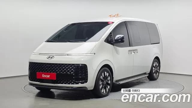 2025 Hyundai Staria HEV 1.6 Lounge 9-Seater Sold VIN KMHYF81ABSU003079 – side profile 2025 Hyundai Staria HEV 1.6 Lounge 9-Seater Sold VIN KMHYF81ABSU003079 – side profile
