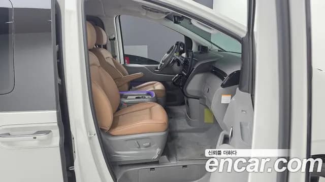 2025 Hyundai Staria HEV 1.6 Lounge 9-Seater Sold VIN KMHYF81ABSU003079 – undercarriage 2025 Hyundai Staria HEV 1.6 Lounge 9-Seater Sold VIN KMHYF81ABSU003079 – undercarriage