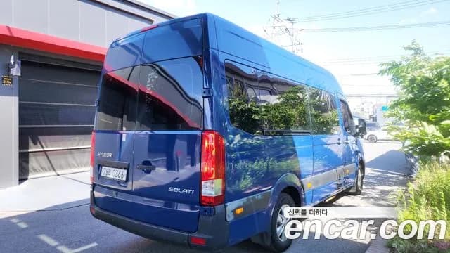 2017 Hyundai Solati 15-seater Sold VIN KMJUG17RPHC001180 – side profile 2017 Hyundai Solati 15-seater Sold VIN KMJUG17RPHC001180 – side profile