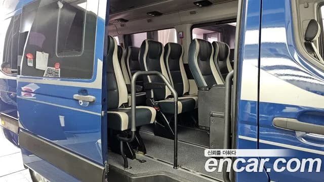 2018 Hyundai Solati 15-seater Sold VIN KMJUG17RPJC002275 – odometer reading 2018 Hyundai Solati 15-seater Sold VIN KMJUG17RPJC002275 – odometer reading