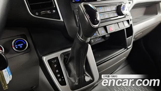 2018 Hyundai Solati 15-seater Sold VIN KMJUG17RPJC002275 – photo 17 2018 Hyundai Solati 15-seater Sold VIN KMJUG17RPJC002275 – photo 17