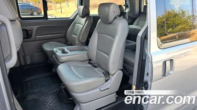 2017 Hyundai Grand Starex 12-Seater Wagon Sold VIN KMJWA37KBHU888742 – rear exterior 2017 Hyundai Grand Starex 12-Seater Wagon Sold VIN KMJWA37KBHU888742 – rear exterior