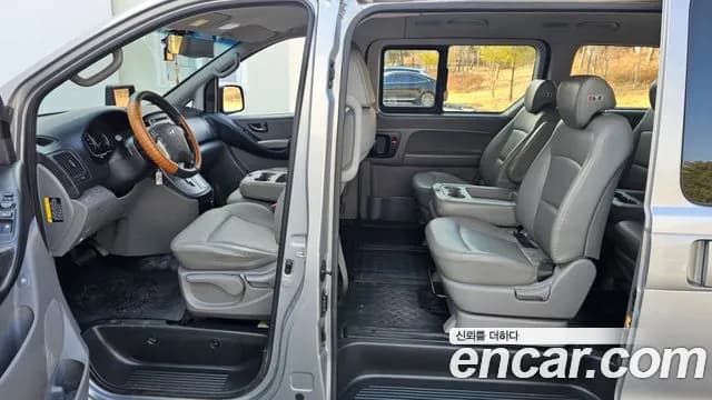 2017 Hyundai Grand Starex 12-Seater Wagon Sold VIN KMJWA37KBHU888742 – photo 11 2017 Hyundai Grand Starex 12-Seater Wagon Sold VIN KMJWA37KBHU888742 – photo 11