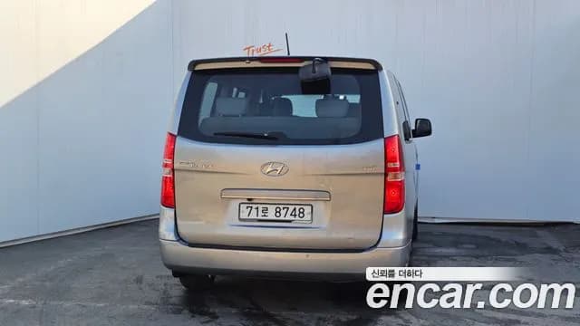 2017 Hyundai Grand Starex 12-Seater Wagon Sold VIN KMJWA37KBHU888742 – photo 16 2017 Hyundai Grand Starex 12-Seater Wagon Sold VIN KMJWA37KBHU888742 – photo 16